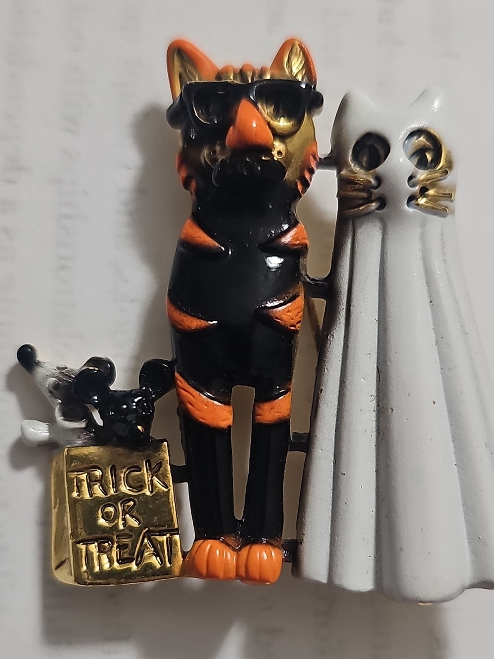Vintage AJC Halloween Black & Orange Cat Pet Accessory - Brand Not Visible